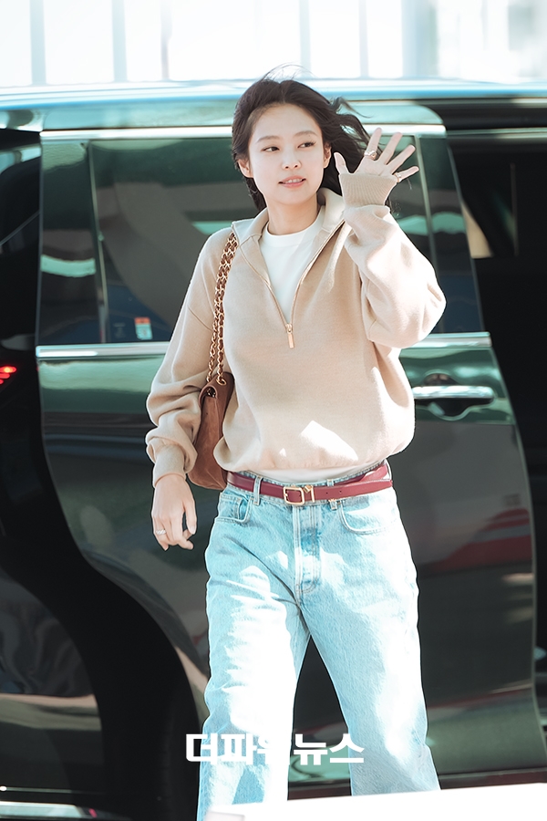 블랙핑크 제니, 인천국제공항 출국