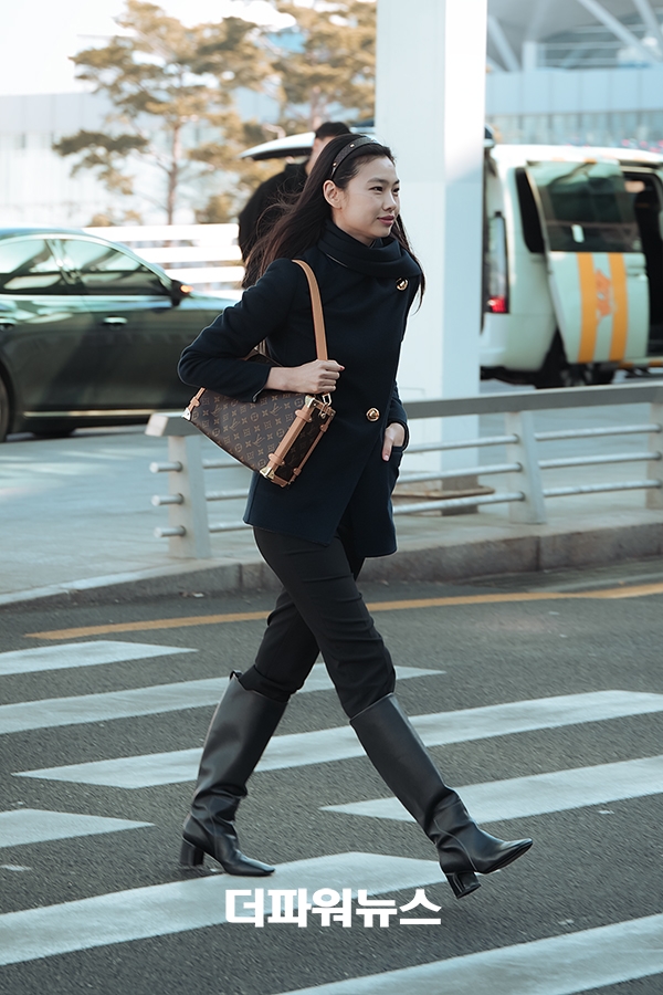 정호연, 인천국제공항 출국