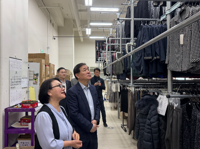 한유원 이태식 대표이사, 행복한백화점 입점 중소기업 경영 현장 방문