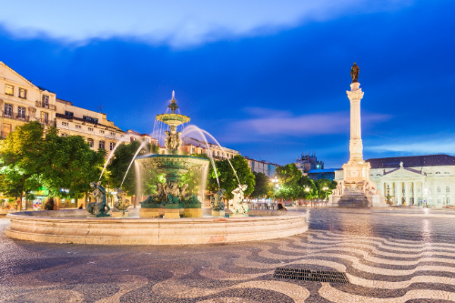 노랑풍선, 월간 여행 기획전 '옐로Pick' 론칭…첫 추천지는 스페인·포르투갈
