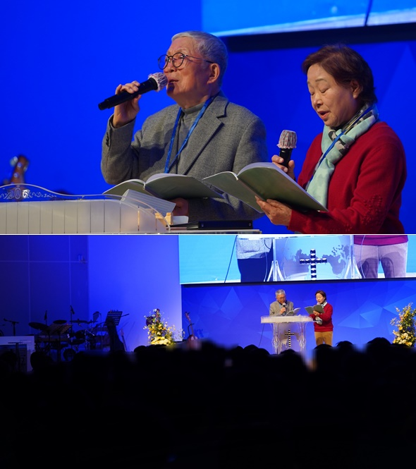 배우 차태현 부모 차재완·최수민 부부의 모노 드라마 진행모습. (사진제공=소망교도소)