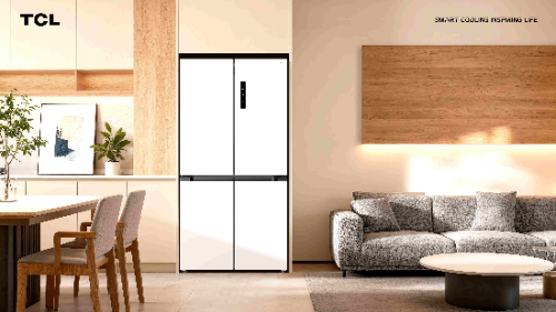 TCL, 대용량 4도어 냉장고 'P810CD' 출시