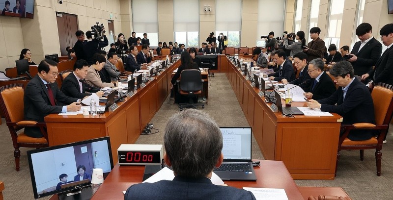 정치개혁특위 전체 회의(사진=연합뉴스)