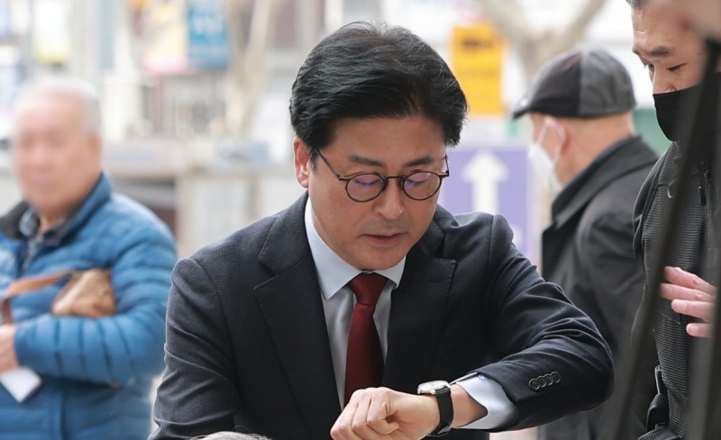 가처분 심문 출석하는 김종혁 전 최고위원 (사진=연합뉴스)