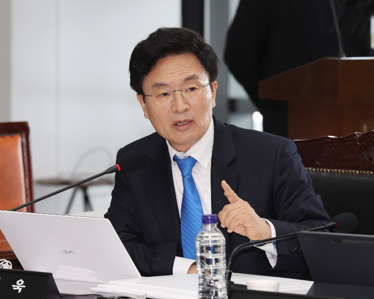 정진욱 국회의원 (사진=연합뉴스)