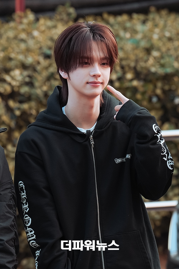 투어스 신유, KBS 2TV ‘불후의 명곡’ 출근길