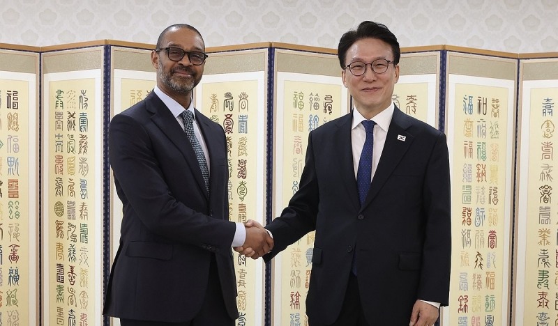 김민석 총리, 마이클 해리스 뉴욕증권거래소 부회장 접견(사진=연합뉴스)