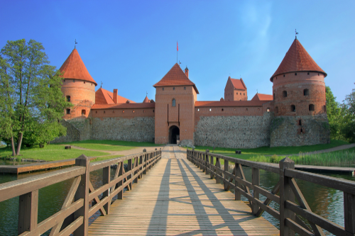 노랑풍선, 옐로LIVE에서 북유럽·발틱 여행 상품 소개