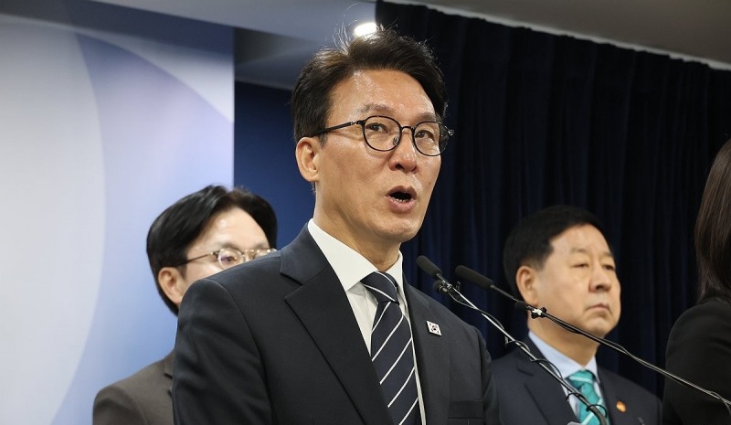 김민석 총리, 비상경제 대응체계 관련 브리핑(사진=연합뉴스)