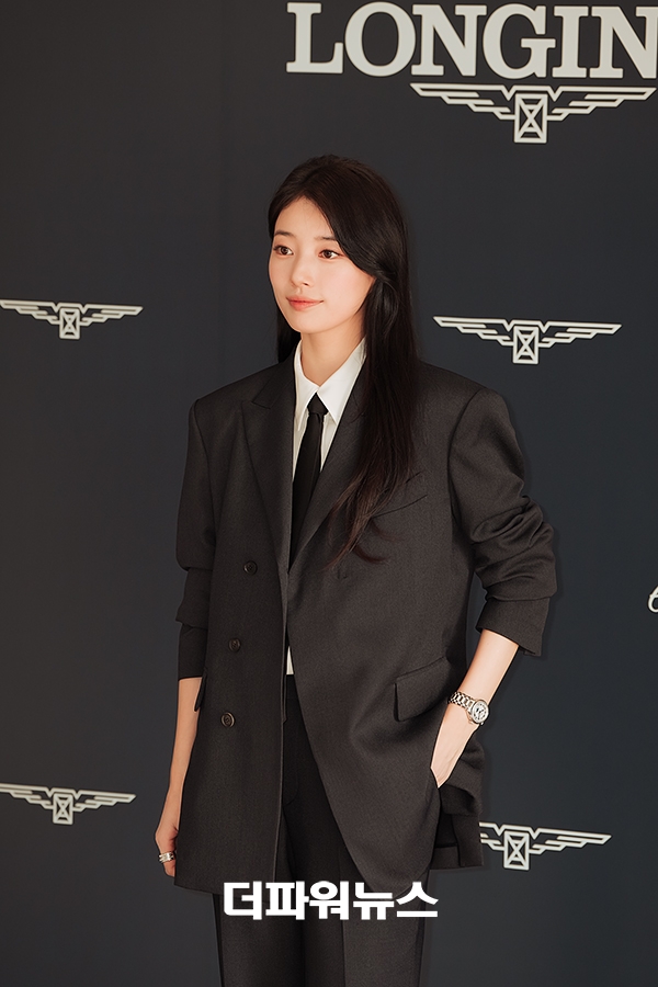 수지, 포토월 행사