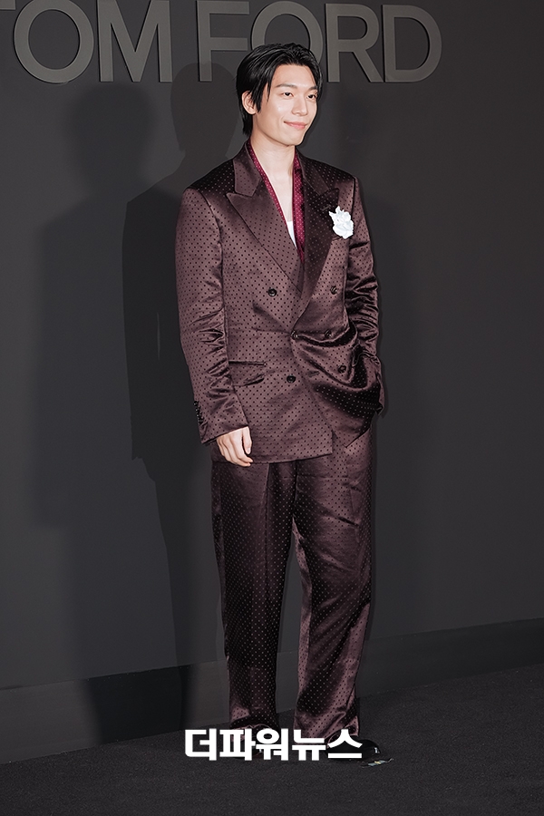 위하준, 포토월 행사