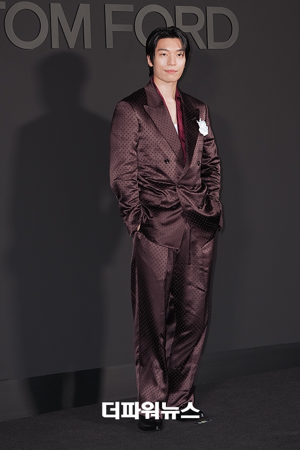 위하준, 포토월 행사