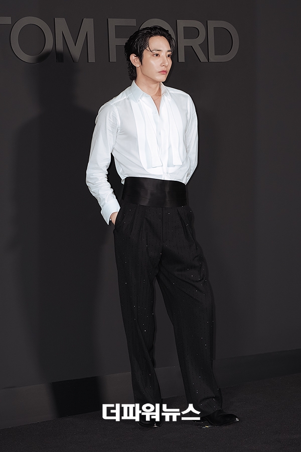 이수혁, 포토월 행사