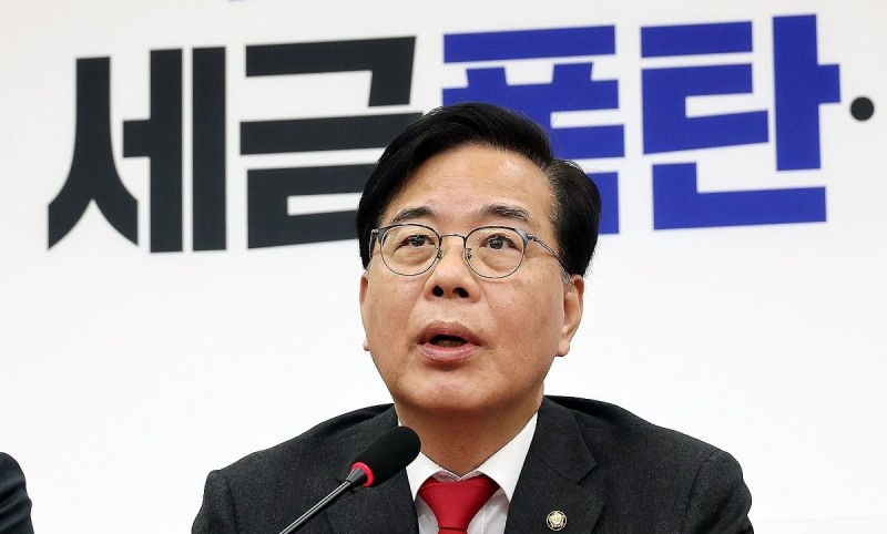 최고위 발언하는 송언석 원내대표(사진=연합뉴스)