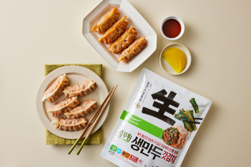 풀무원식품 여수 돌산갓 활용한 생만두 갓김치 출시