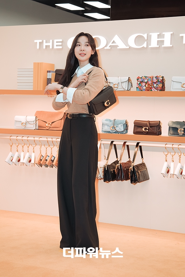 이청아, 포토월 행사