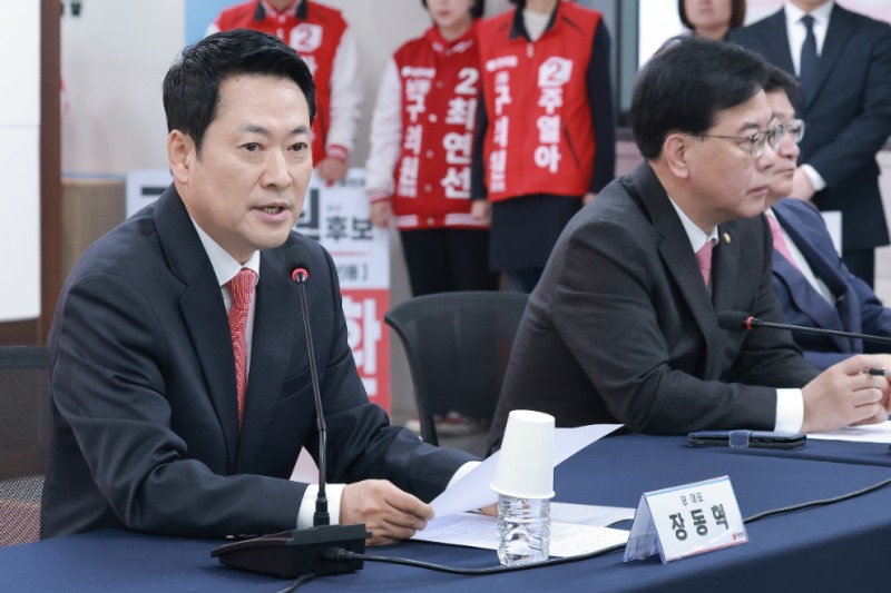국민의힘 인천 현장 최고위에서 발언하는 장동혁 대표(사진=연합뉴스)