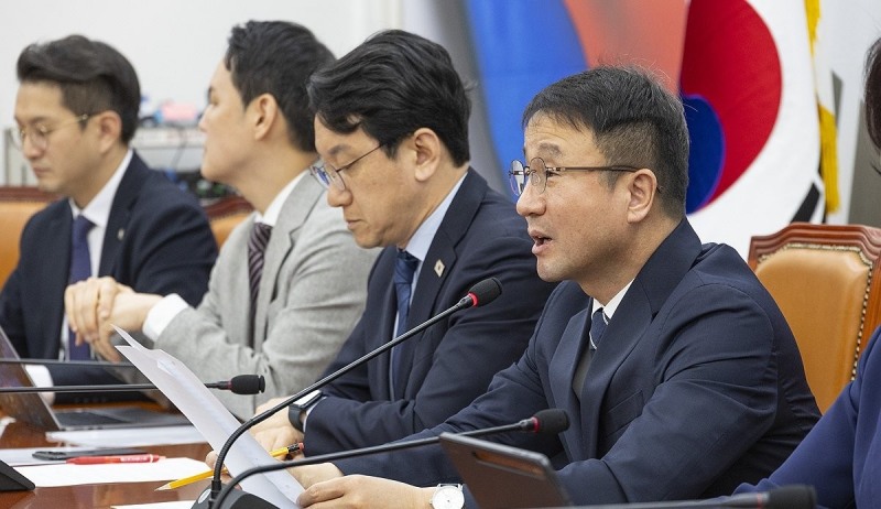 추경 신속 통과 관련 발언하는 한병도 원내대표(사진=연합뉴스)