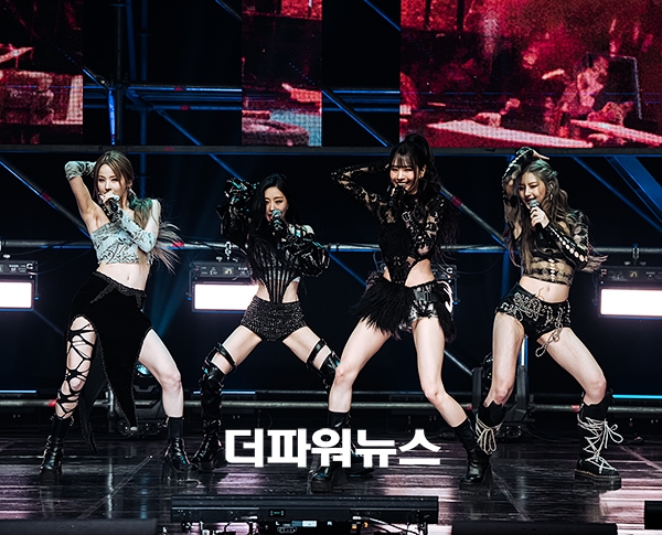 키스오브라이프, 두 번째 싱글 'Who is she' 발매 쇼케이스