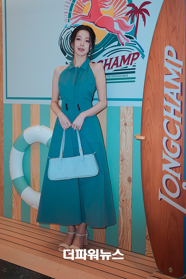 프로미스나인 백지헌, 포토월 행사