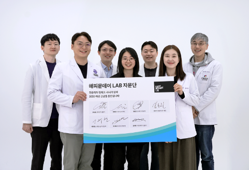 해피문데이, 전문의 6인과 LAB 자문단 결성