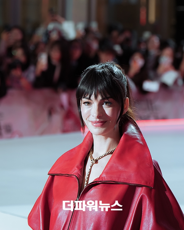앤 해서웨이, 영화 '악마는 프라다를 입는다 2' 내한 레드카펫 행사