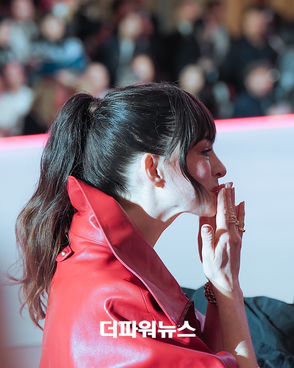 앤 해서웨이, 영화 '악마는 프라다를 입는다 2' 내한 레드카펫 행사