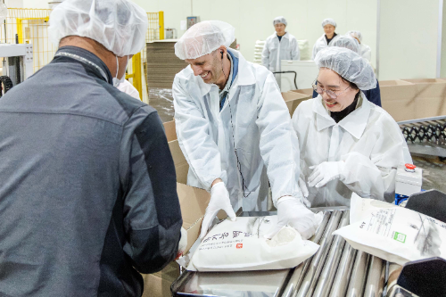 해롤드 로저스 쿠팡 임시대표, 충청권 중소상공인 현장 방문