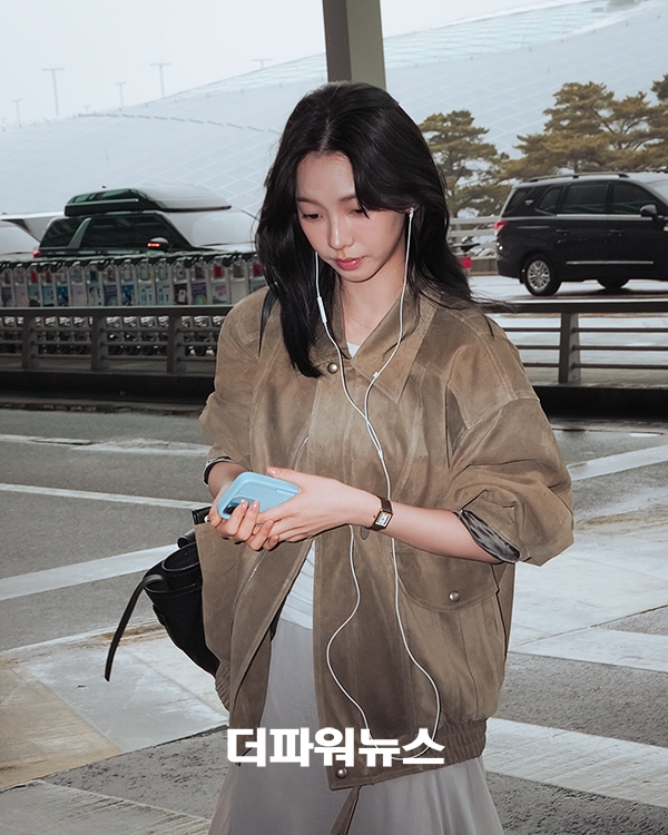 에스파 카리나, 인천국제공항 출국