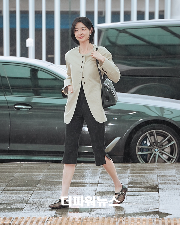 권나라, 인천국제공항 출국