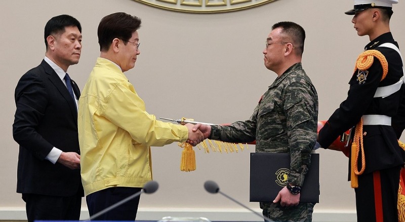 이재명 대통령, 해병대 제6여단에 대통령 표창 수여(사진=연합뉴스)