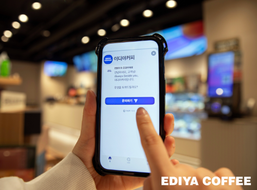 이디야커피, 버튼형 챗봇과 AI 상담원 결합한 24시간 스마트 고객상담 도입