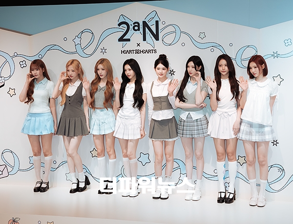 하츠투하츠, 포토월 행사