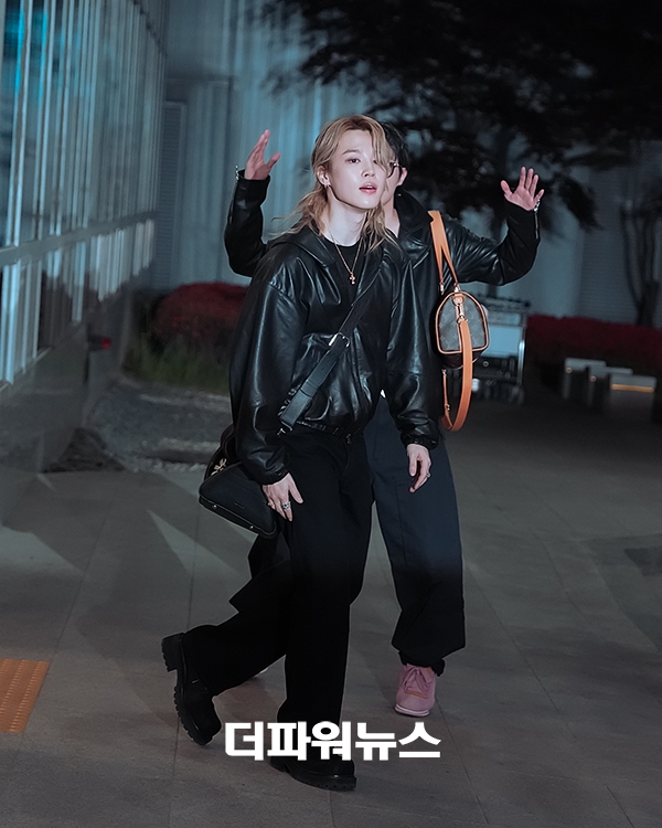 방탄소년단 지민, 김포국제공항 입국