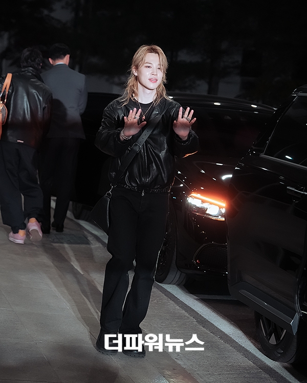 방탄소년단 지민, 김포국제공항 입국