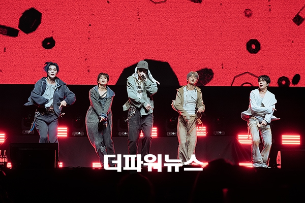 이븐(EVNNE), 첫 번째 싱글 앨범 ‘뱉어’(Backtalk) 발매기념 쇼케이스