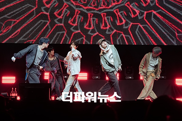 이븐(EVNNE), 첫번째 싱글 앨범 ‘뱉어’(Backtalk) 발매기념 쇼케이스