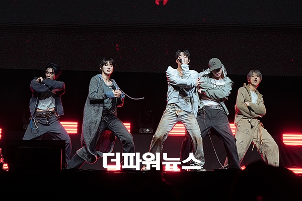 이븐(EVNNE), 첫번째 싱글 앨범 ‘뱉어’(Backtalk) 발매기념 쇼케이스