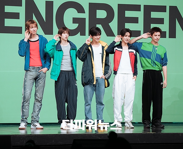 코르티스, 두 번째 미니 앨범 타이틀곡 'REDRED' 발매 미디어 쇼케이스