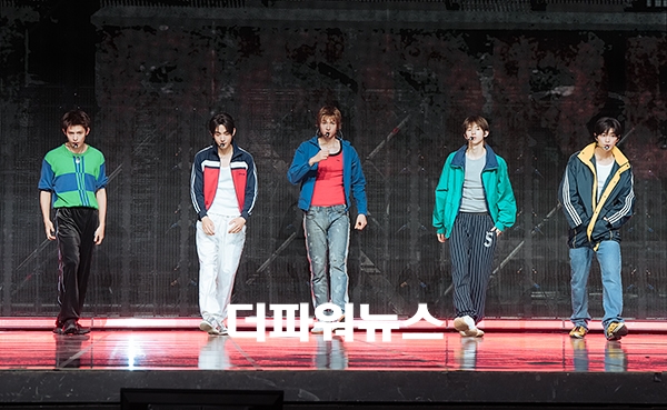 코르티스, 두 번째 미니 앨범 타이틀곡 'REDRED' 발매 미디어 쇼케이스