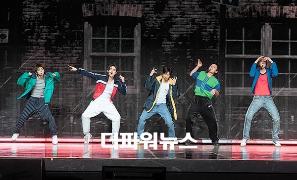 코르티스, 두 번째 미니 앨범 타이틀곡 'REDRED' 발매 미디어 쇼케이스