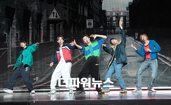 코르티스, 두 번째 미니 앨범 타이틀곡 'REDRED' 발매 미디어 쇼케이스