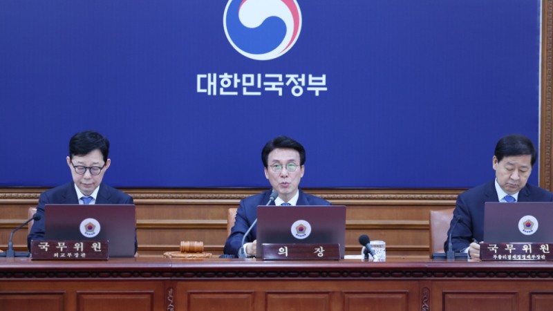 국무회의 주재하는 김민석 총리(사진=연합뉴스)