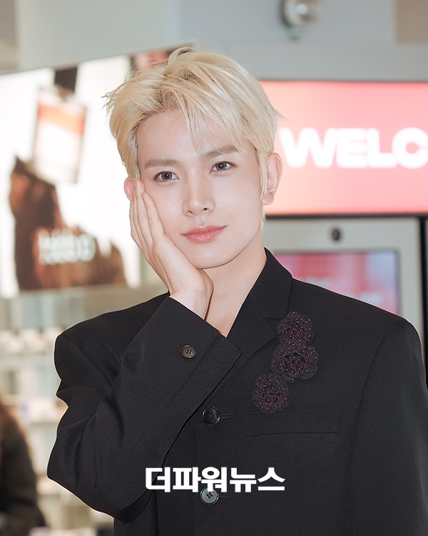 에반, 포토월 행사