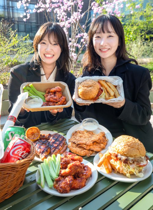 현대그린푸드, 텍사스 로드하우스와 ‘치크닉 테이크아웃 프로모션’ 진행