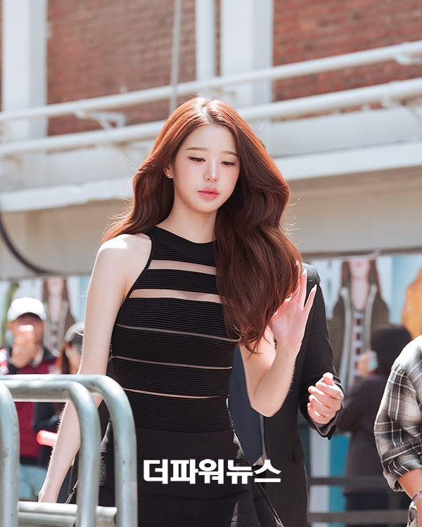 아이브 장원영, 포토월 행사
