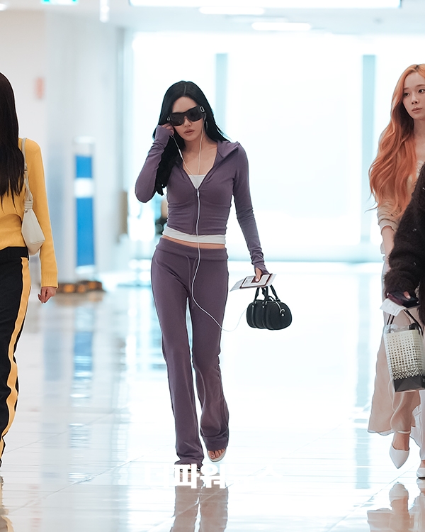 에스파 닝닝, 김포국제공항 출국