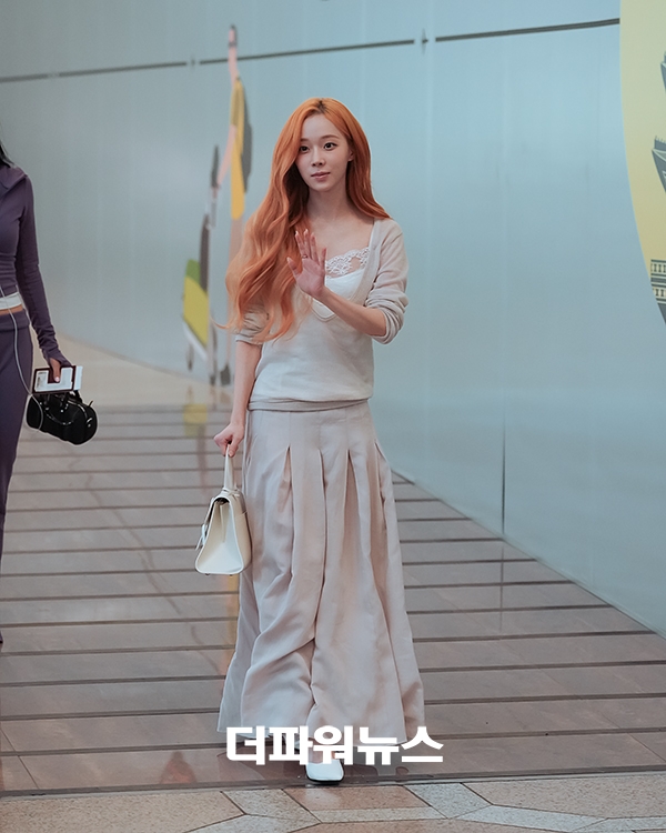 에스파 윈터, 김포국제공항 출국