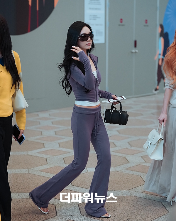 에스파 닝닝, 김포국제공항 출국