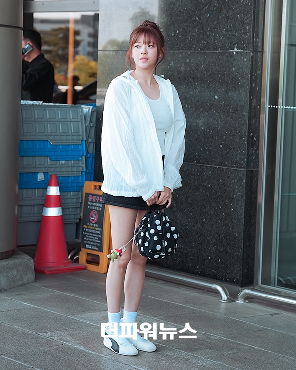 트와이스 정연, 김포국제공항 출국